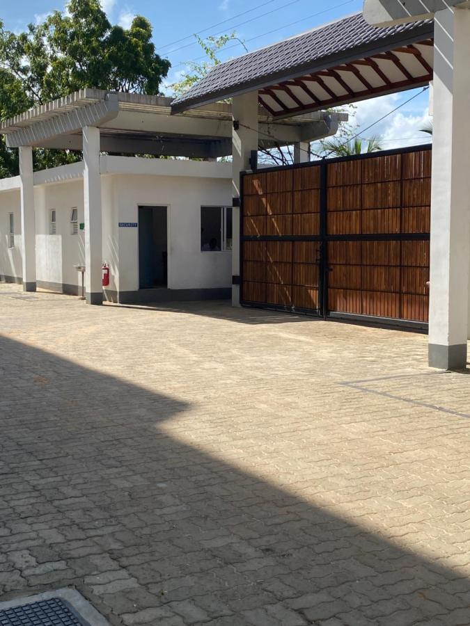 Apartamento Luxury Penthouse, Nilaveli Trincomalee Exterior foto
